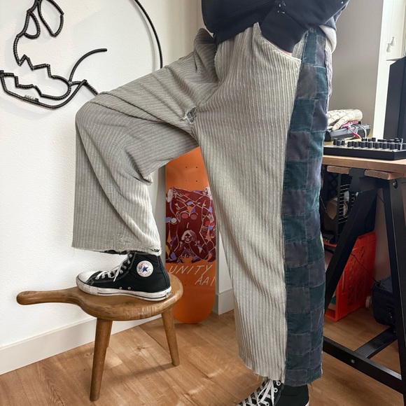 Vintage 90s 2000s Distressed Patchwork Flannel Lined Corduroy Pants ~ Size 36X27 - Picture 5 of 8
